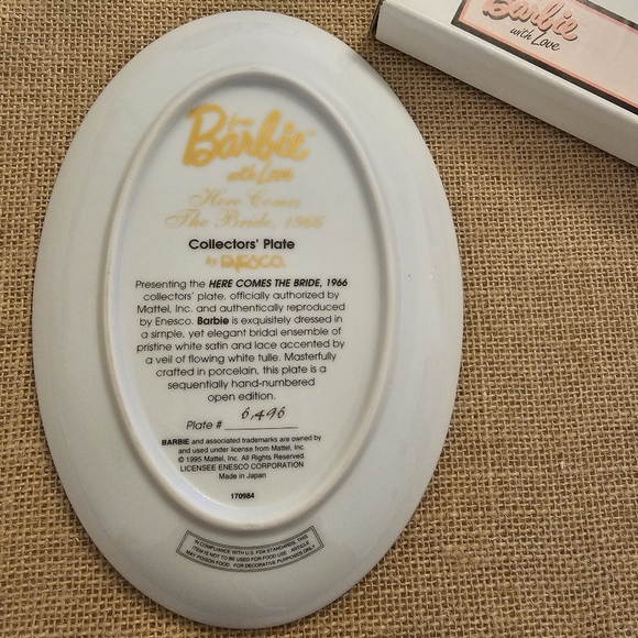 NIB Barbie with Love 1966 Collector's Plate Here Comes the Bride by Enesco - Picture 5 of 13